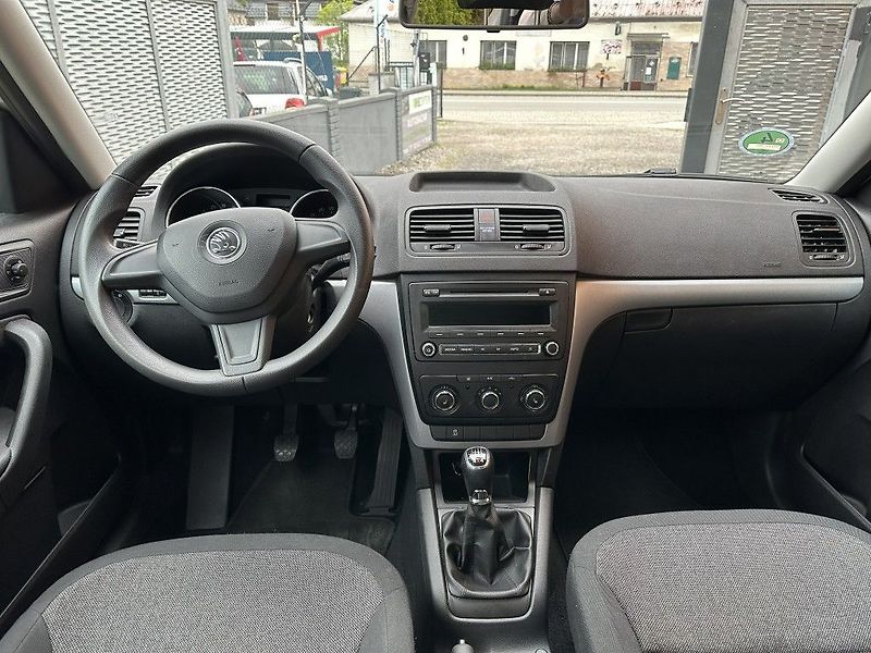 Škoda Yeti 2.0 TDI 81kW 4x4 serviska - fotka 10 z 23