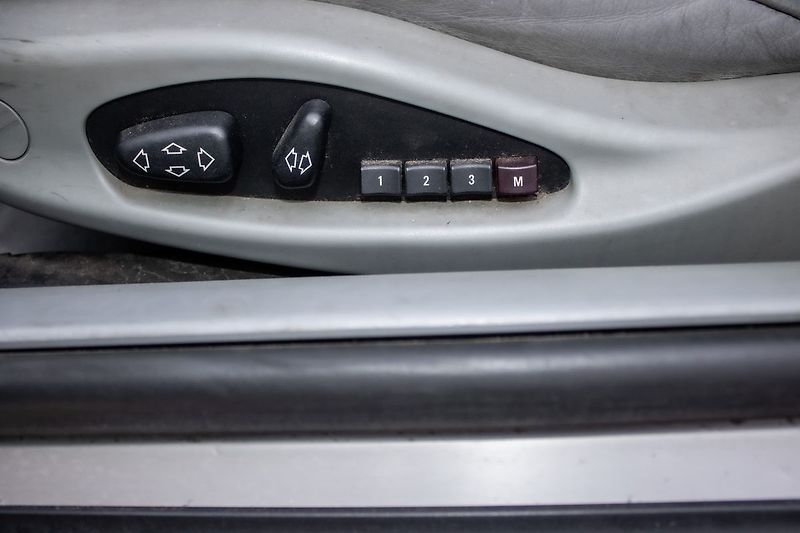 BMW Řada 3 Automat • 170 kW / 231 k - fotka 21 z 29