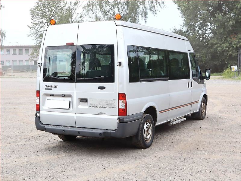 Ford Transit (2008) Trend 2.2 TDCi, Bus, 9Míst - fotka 5 z 12