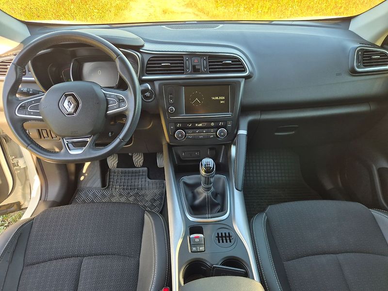 Renault Kadjar 1.2Tce 96kW, perfektní stav - fotka 9 z 20