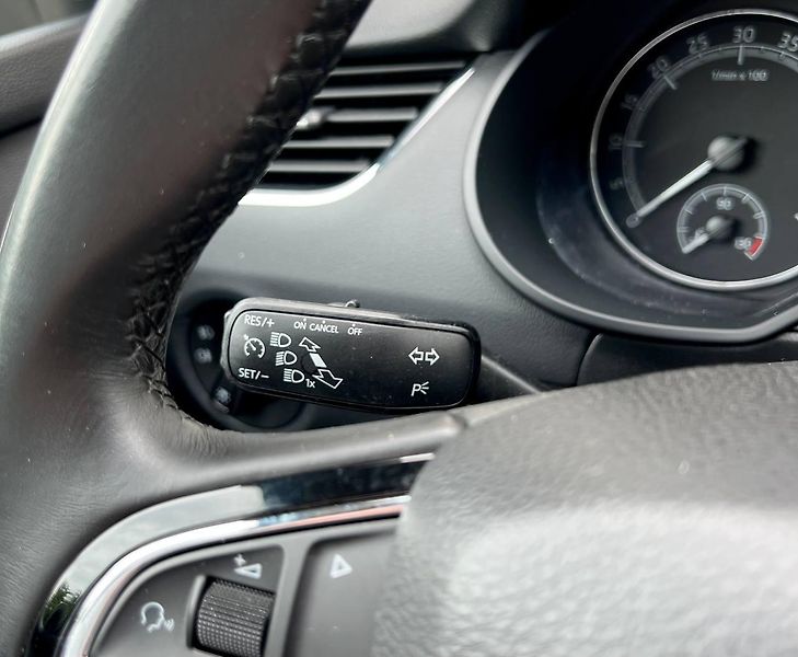 Škoda Octavia (2018) III FL COMBI 2.0 TDI DSG - fotka 17 z 28