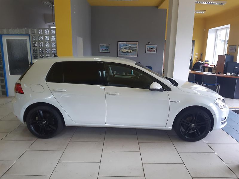 Volkswagen Golf 1.4 TSI DIGIKLIMA NAVI TEMPOM. - fotka 7 z 27