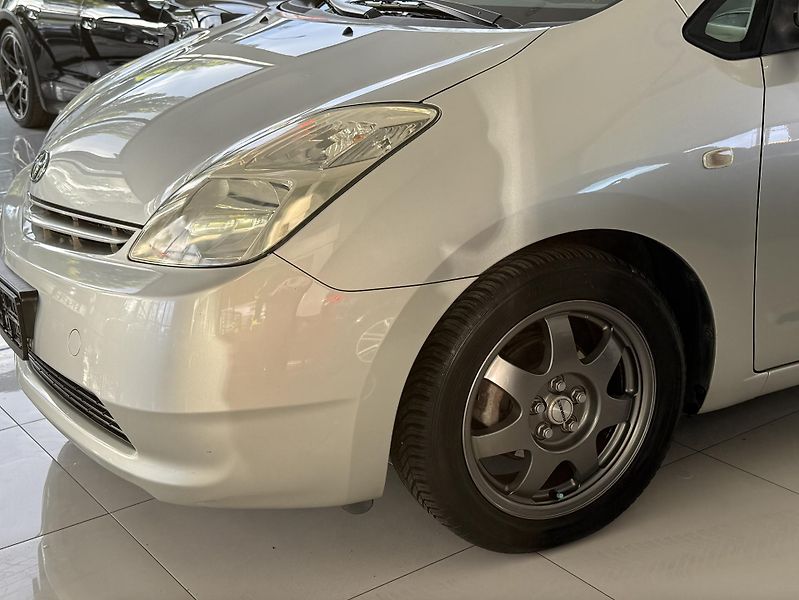 Toyota Prius (2005) - fotka 10 z 24