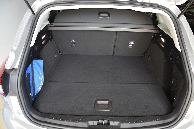 Ford Focus (2022) Kombi 1,5EcoBlue AUT8 88kW Edi - fotka 18 z 49