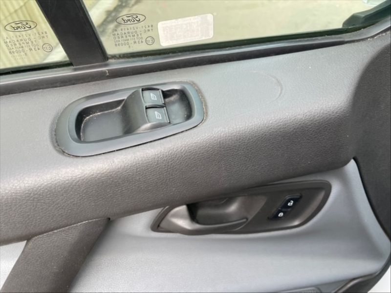 Ford Tourneo Custom 2,2 270 Bs S TDCI74 - fotka 11 z 11