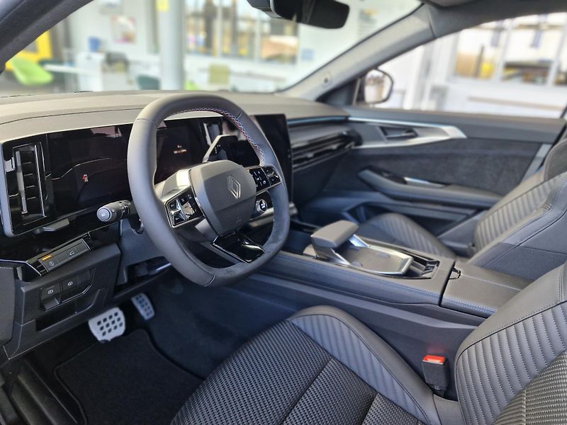 Renault Austral (2026) esprit Alpine full hybrid E-Te - fotka 12 z 18