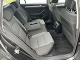 Volkswagen Passat (2024) 1.5TSI 110kW DSG 1.MAJITEL ČR - náhled 10