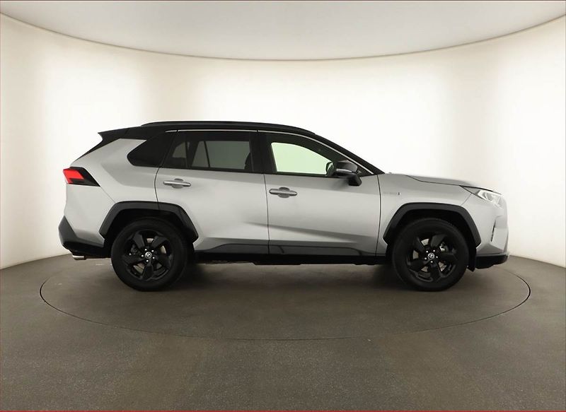 Toyota RAV4 (2021) Selection 2.5 Hybrid - fotka 6 z 18