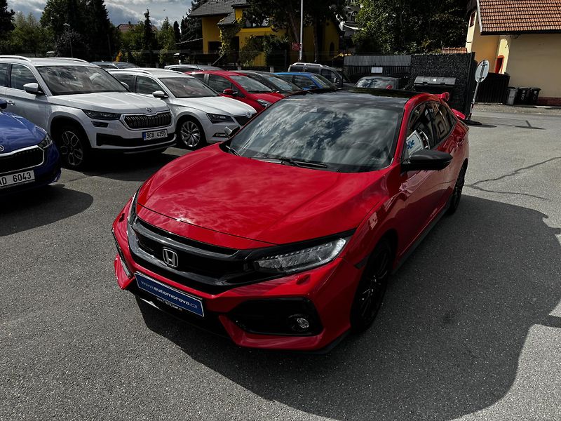 Honda Civic (2017) 1.5 VTEC Turbo Sportline - CZ - fotka 2 z 25
