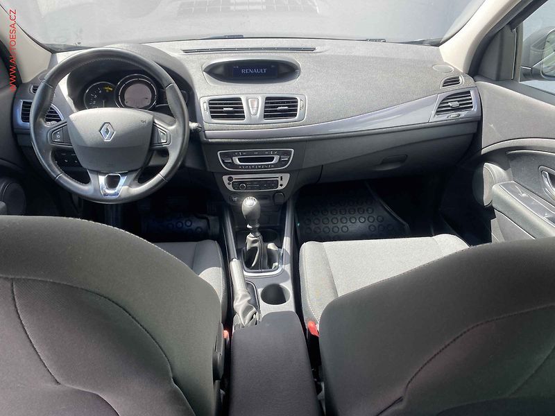 Renault Mégane (2015) 1.5 dCi, 2.maj,ČR, Limited - fotka 8 z 17