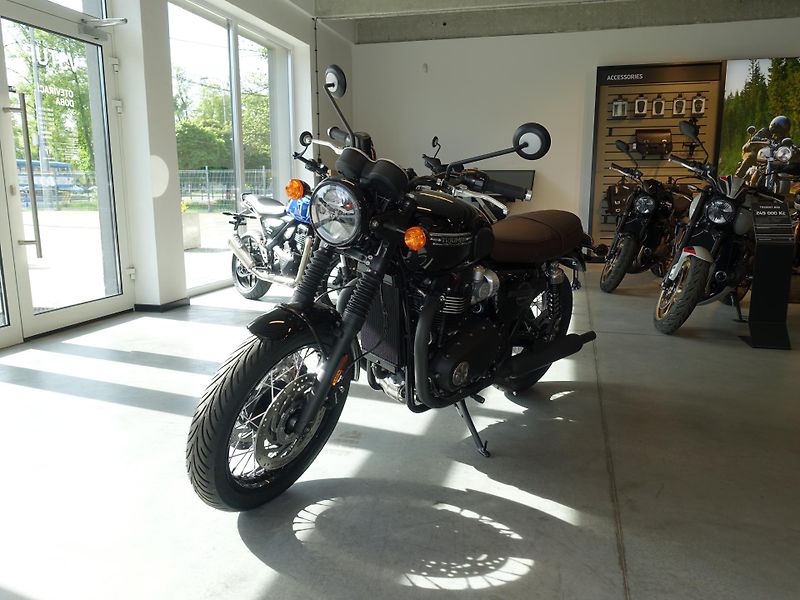 Triumph Bonneville T 120 (2026) - fotka 6 z 7