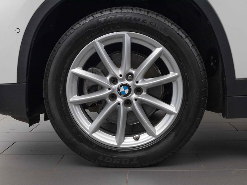 BMW X1 sDrive 18i - fotka 6 z 22