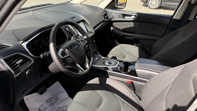 Ford S-MAX (2023) 2.5 HYBRID,TITANIUM,ZÁRUKA - fotka 34 z 35
