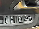 Peugeot 208 (2023) 1.2 PT, ČR, Temp., AC - náhled 11