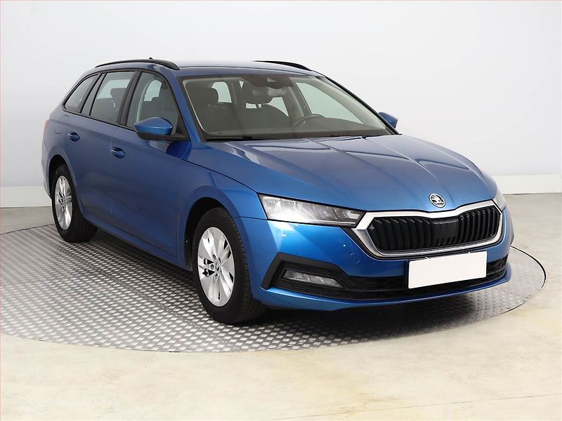 Škoda Octavia (2021) Ambition 1.0 TSI, ČR,1.maj - fotografie inzerátu