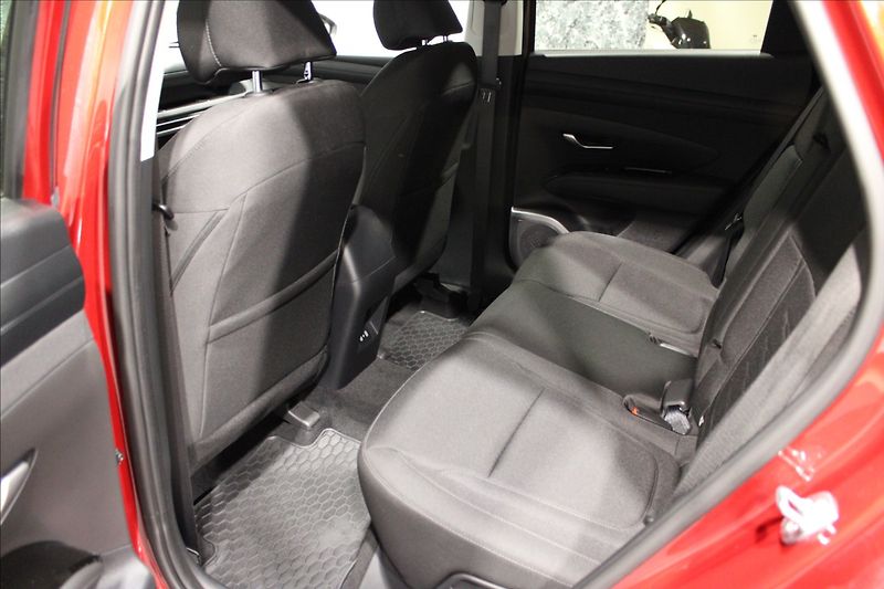 Hyundai Tucson 1,6 T-GDI MHEV 1.maj. STYLE CZ - fotka 13 z 32