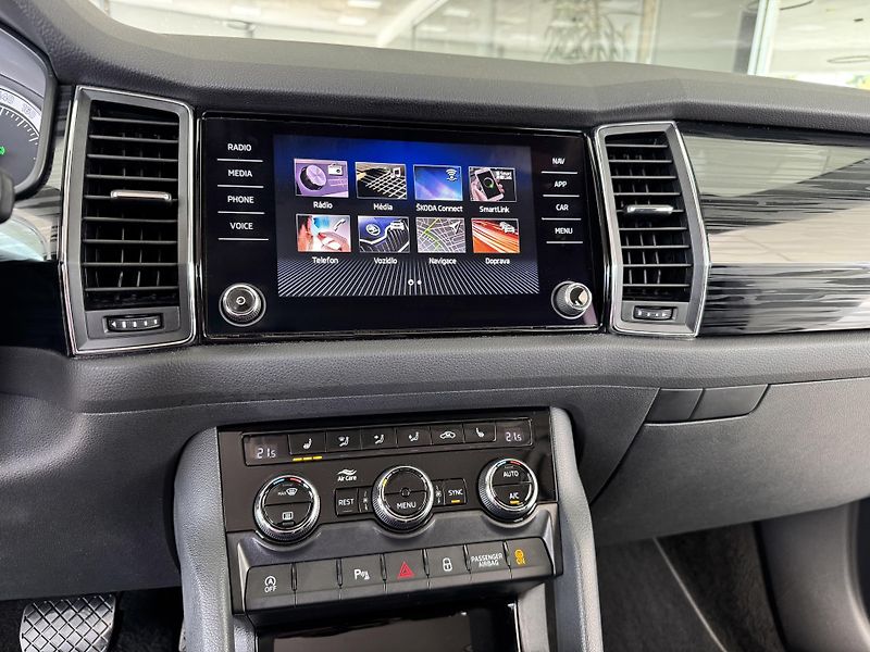 Škoda Kodiaq 1,4TSI DSG*STYLE*Tažné*7MÍST - fotka 22 z 38