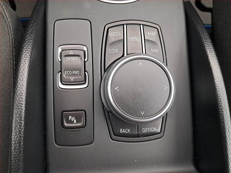 BMW i3 (2020) i3s 120Ah BEV, SoH 96% - fotka 18 z 22