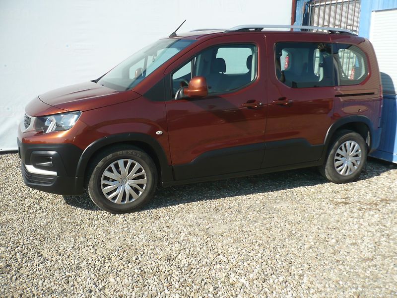 Peugeot Rifter 1.5HDI 75Kw 7Míst Klima - fotka 4 z 30