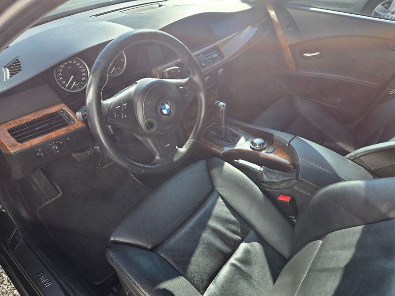 BMW Řada 5 (2005) 3.0 TDI  Automat - fotka 8 z 18