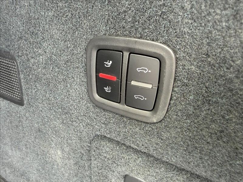 Porsche Cayenne 3.0 V6 Sport chrono - fotka 24 z 26