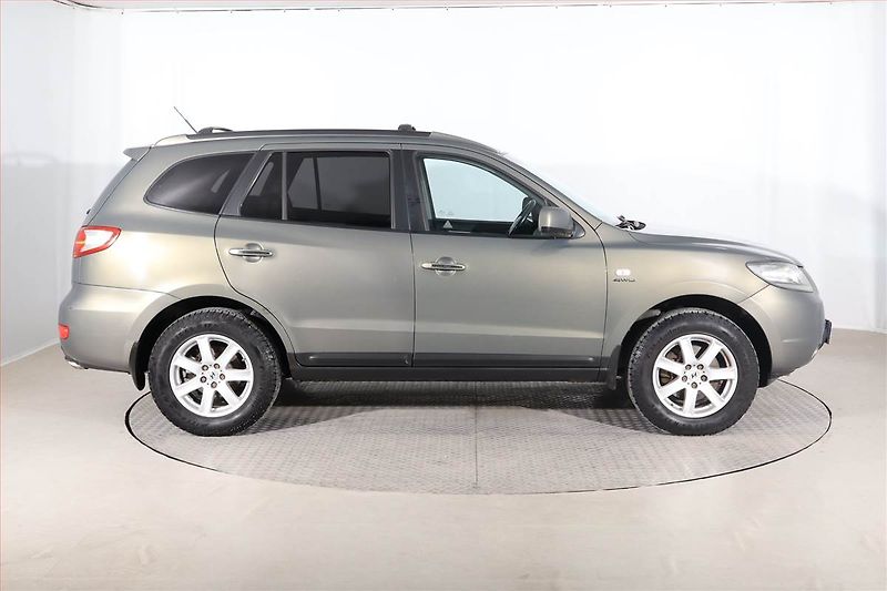 Hyundai Santa Fe (2007) 2.2 CRDi, 4X4, Serv.kniha - fotka 6 z 20