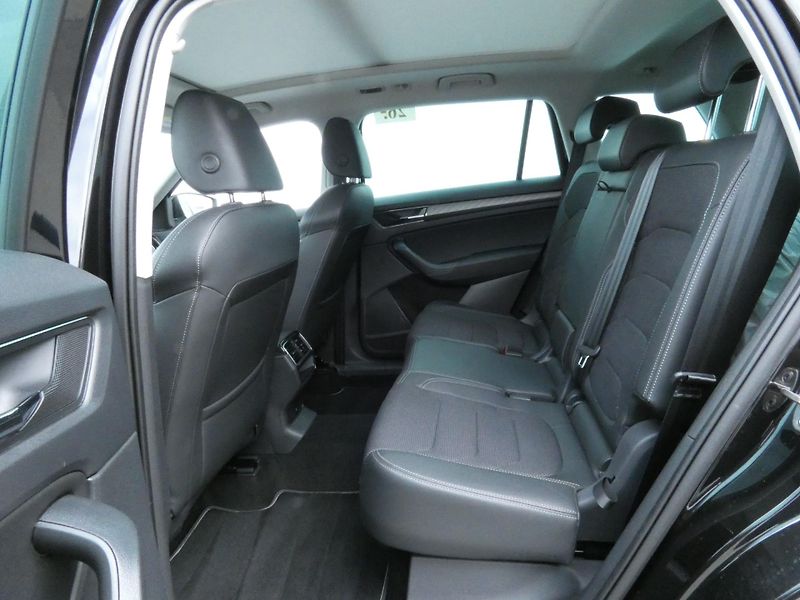 Škoda Kodiaq FL 4x4 Style 2.0 TDI /110kW  7 - fotka 23 z 30