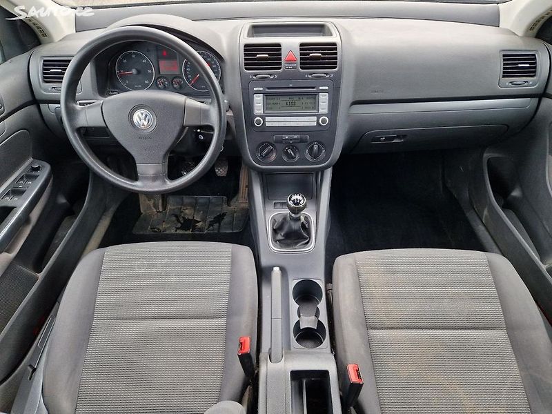 Volkswagen Golf (2009) na splátky všem od 10%akontace - fotka 8 z 10
