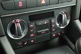 Audi A3 (2011) 1.8 TFSI, Tempomat - náhled 11