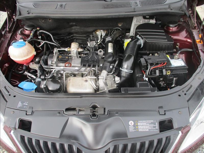 Škoda Fabia 1,2 TSI, digi klima, serviska, - fotka 22 z 32