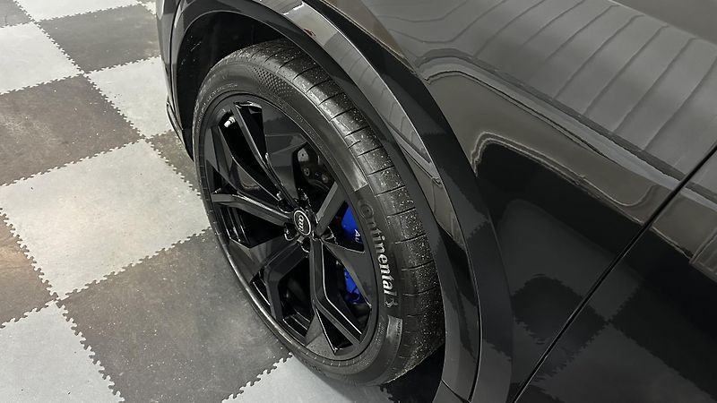 Audi RS Q8 TOP STAV / PLNÁ VÝBAVA  - fotka 15 z 54
