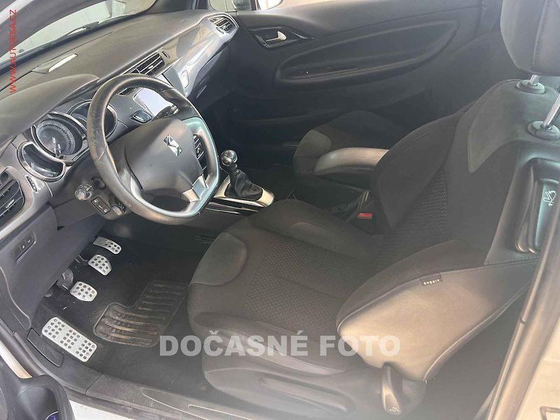 Citroën DS3 (2014) 1.6 HDi, navi, xenon - fotka 3 z 3