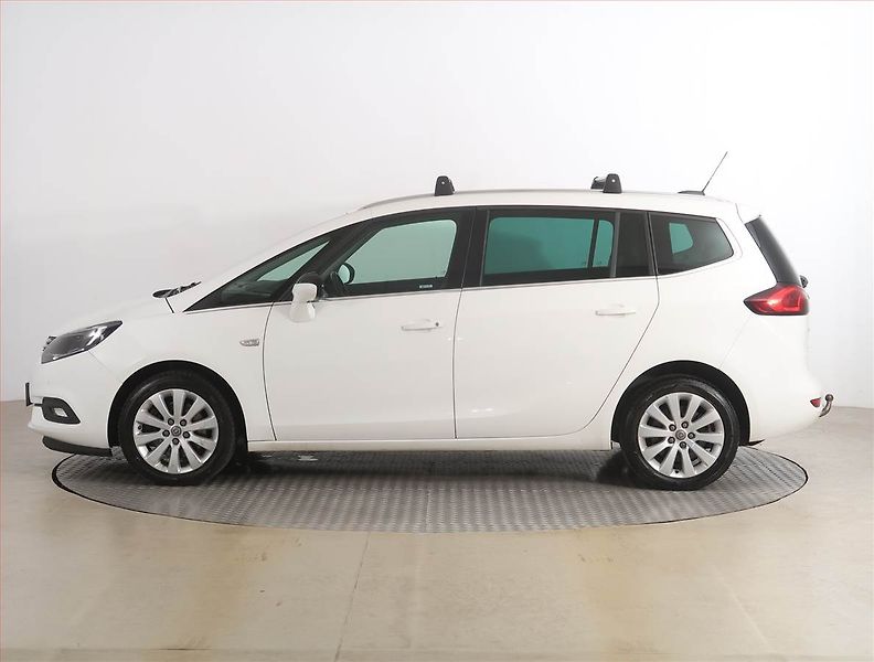 Opel Zafira (2017) 1.4 Turbo, LPG, 7 míst - fotka 3 z 20