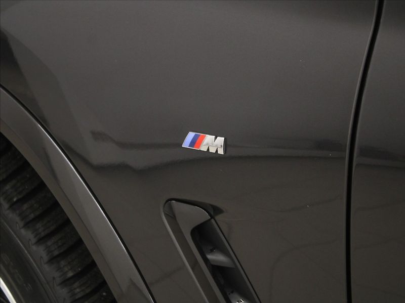 BMW X3 3,0 30xD M-Paket.PANO.Paměť.ČR - fotka 33 z 35