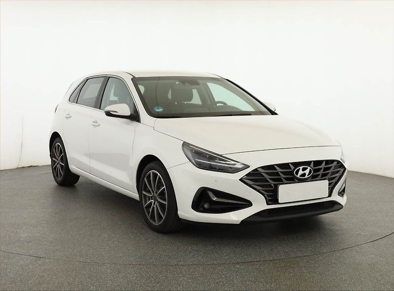 Hyundai i30 (2022) 1.0 T-GDI, ČR,1.maj - fotografie inzerátu