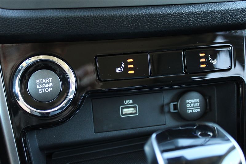 SsangYong Korando 1,5 TGDI  AT,DPH,STYLE PREMIUM - fotka 17 z 35