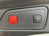 Peugeot 3008 (2023) 1.2PureTech,AllurePack130HP,ČR - náhled 19