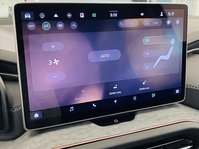 Škoda Kodiaq 2,0 TDI 142kW DSG 4x4 Exclusiv - fotka 16 z 30