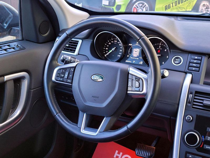 Land Rover Discovery Sport 2,0 TD4 4wd,DPH,SERVIS - fotka 28 z 48