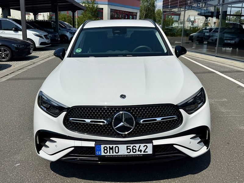 Mercedes-Benz GLC (2025) 200 d 4MATIC - fotka 3 z 45