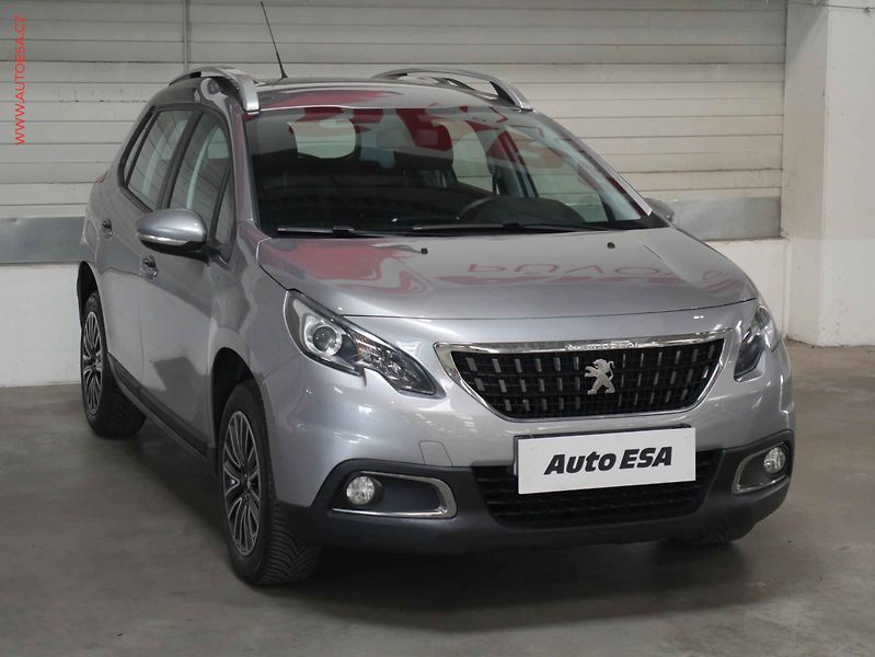 Peugeot 2008 (2018) 1.2 PT, ČR, Active - fotografie inzerátu