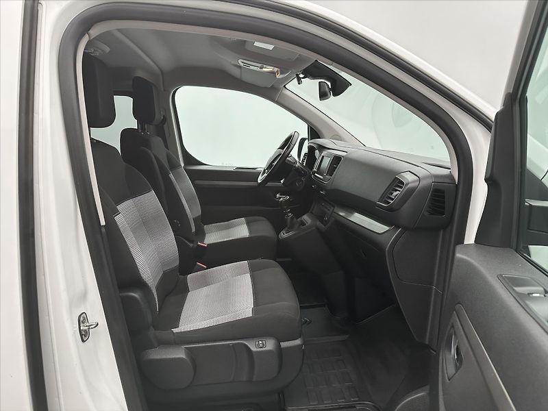 Citroën SpaceTourer 2,0 BlueHDi 150 M Feel CZ - fotka 10 z 38
