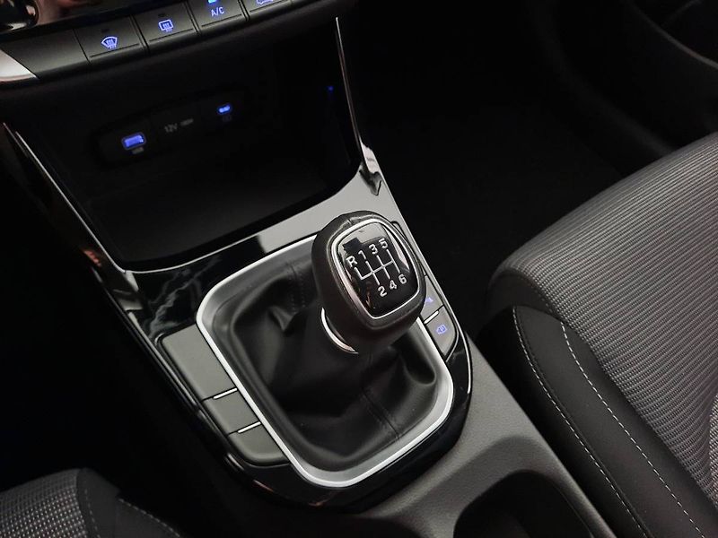Hyundai i30 (2024) WG 1.5i (70kW/95k) Smart - fotka 12 z 21