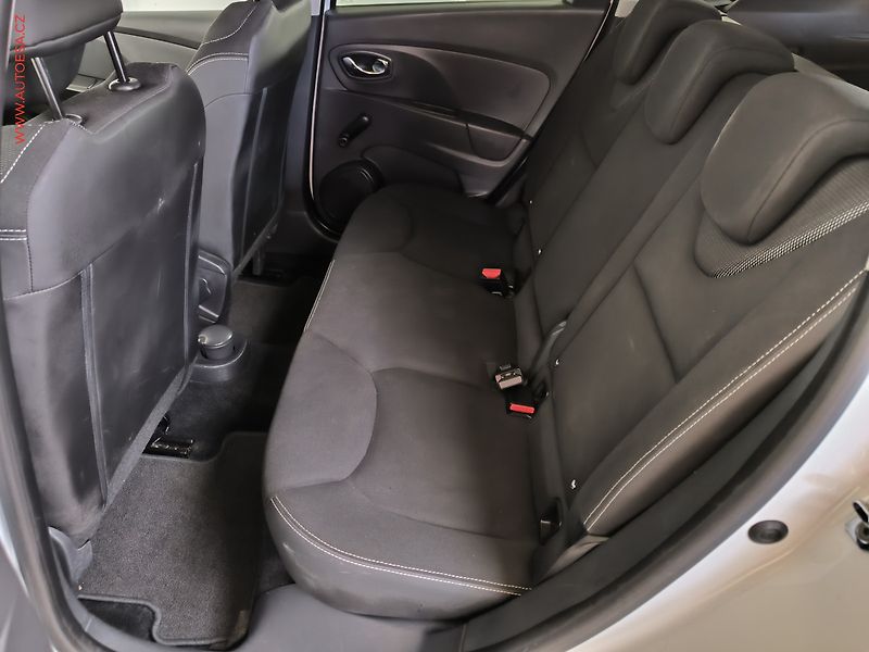 Renault Clio (2014) 0.9 TCe Grandtour, AC, navi - fotka 10 z 17