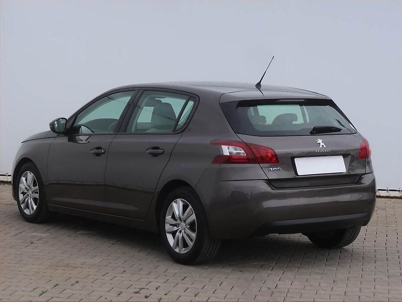 Peugeot 308 (2014) Style 1.6 e-HDi, Serv.kniha - fotka 4 z 15