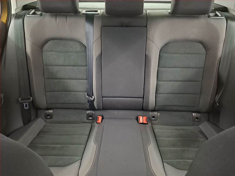 Volkswagen Golf (2018) 1.0 TSI, Tempomat - fotka 10 z 19