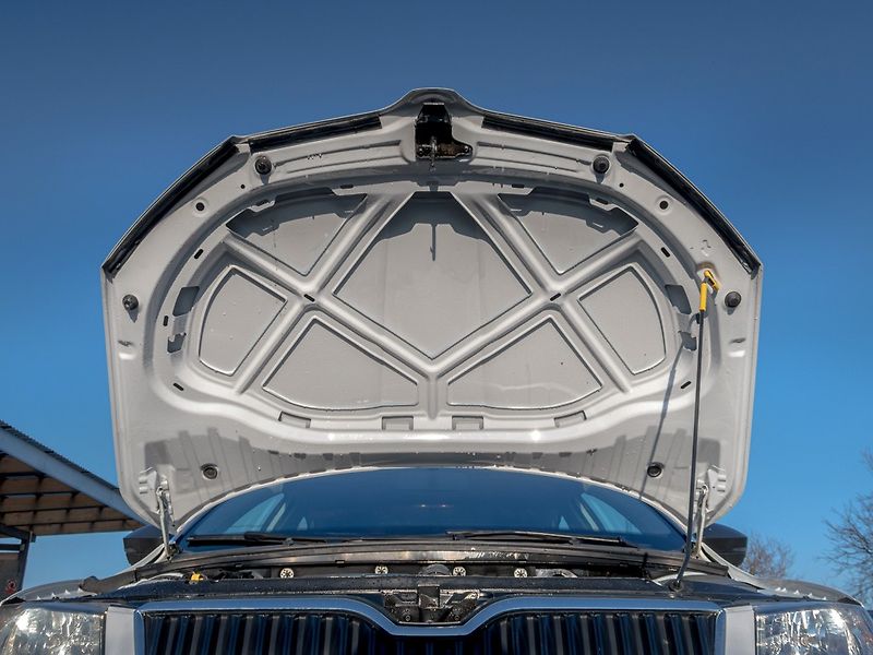 Škoda Octavia (2014) ČR 1.2TSI – 2x PNEU - fotka 33 z 38