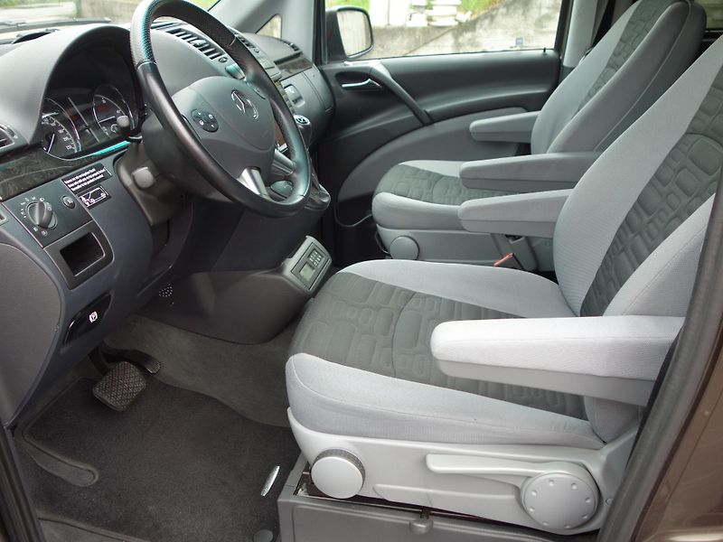Mercedes-Benz Viano (2013) 3.0 CDI V6/ČR/MARCO POLO/6MÍST - fotka 28 z 123