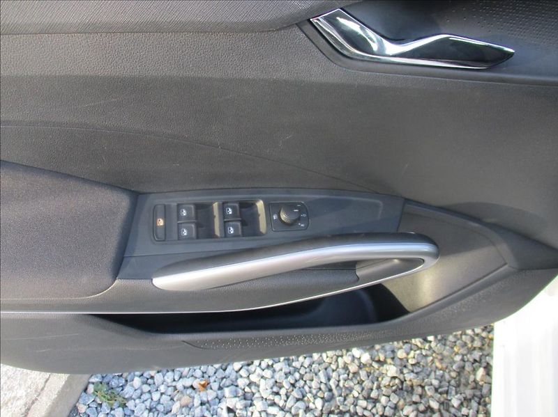 Škoda Fabia 1,0 TSI, Style,81kW,servis,CZ, - fotka 24 z 31
