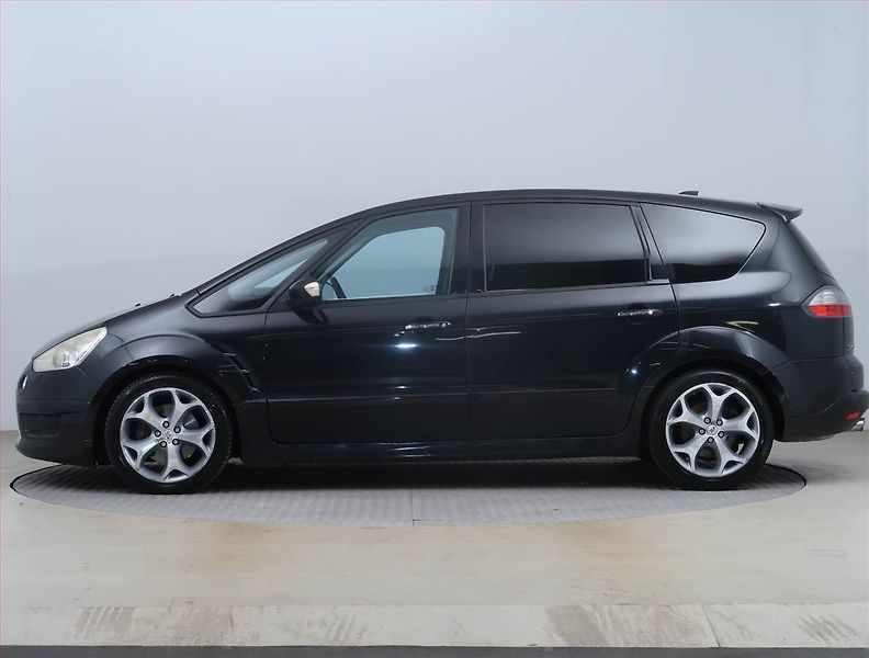 Ford S-MAX (2008) Titanium 2.2 TDCi - fotka 3 z 15